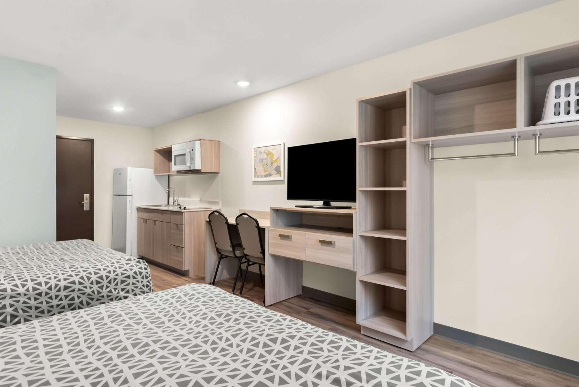 Woodspring Suites Savannah West Chatham Parkway Eksteriør billede