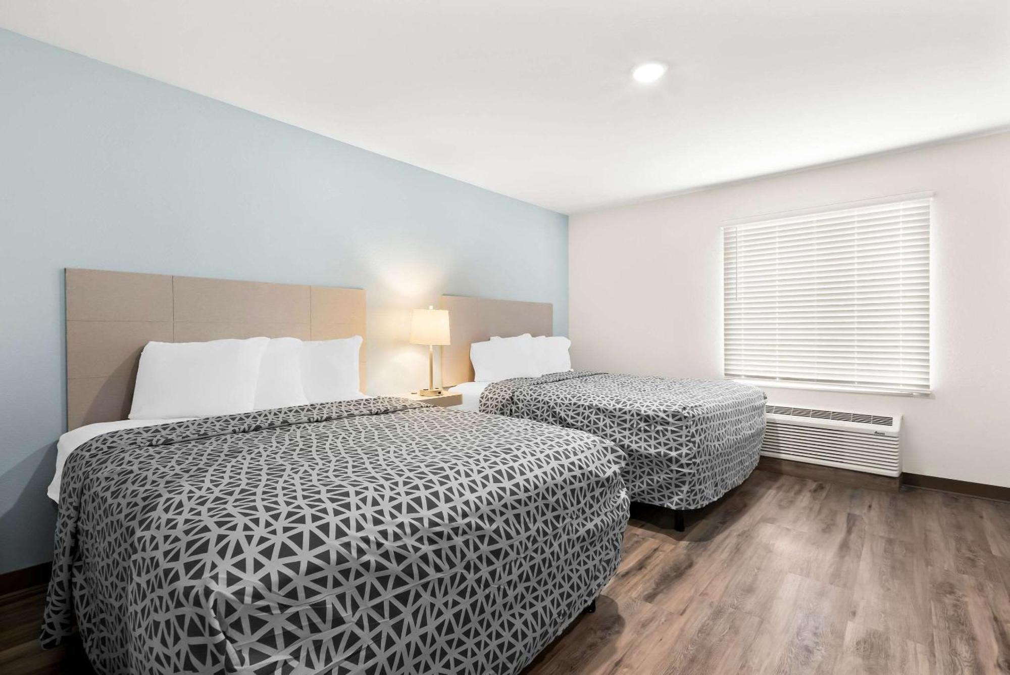 Woodspring Suites Savannah West Chatham Parkway Eksteriør billede