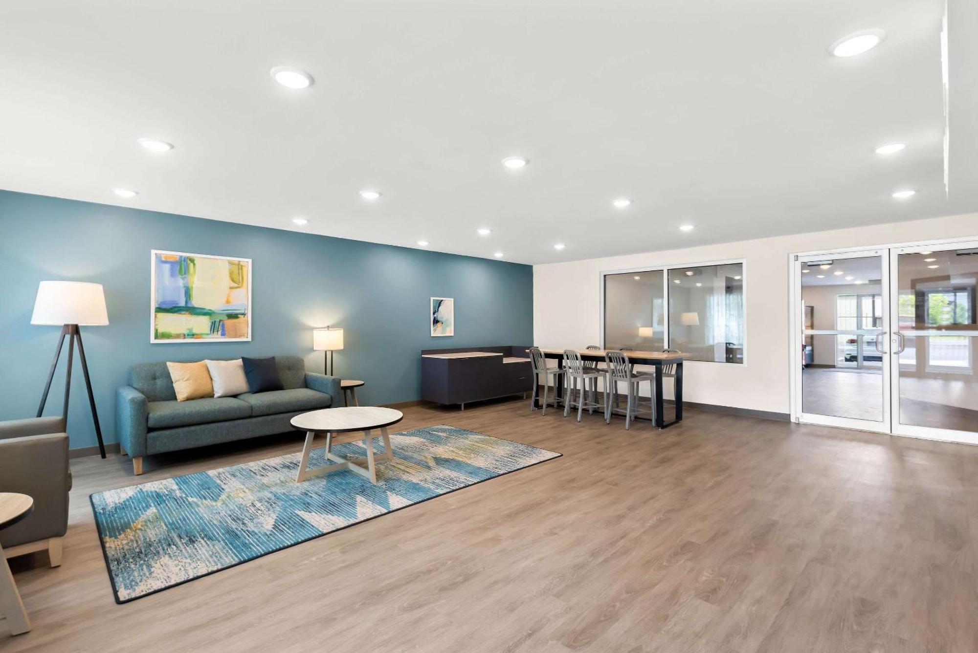 Woodspring Suites Savannah West Chatham Parkway Eksteriør billede